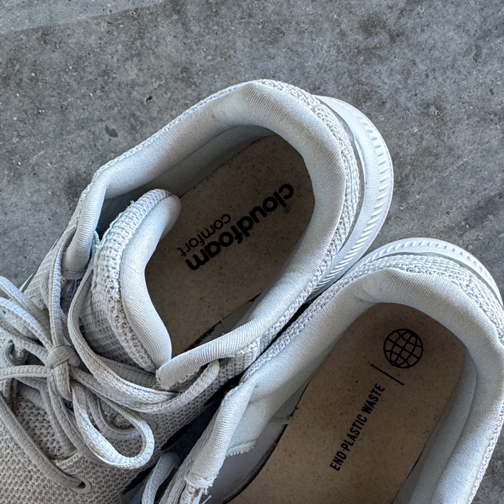 Adidas Gray Comfort Sneakers Cloudfoam - Picture 2 of 5